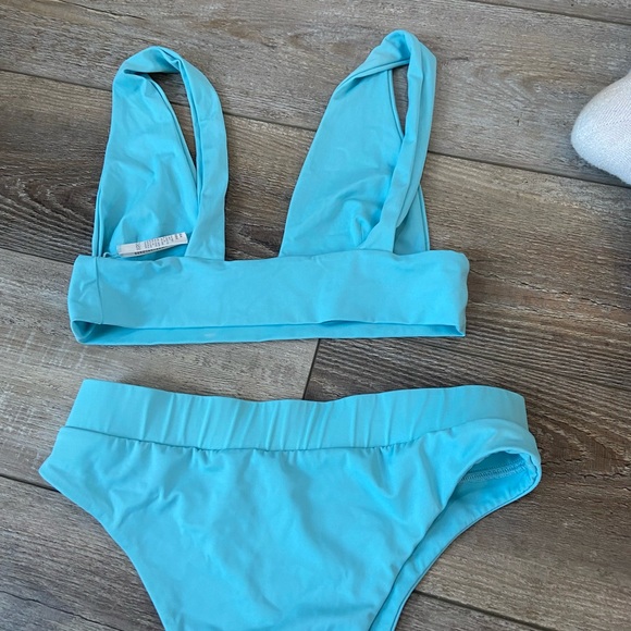 VYB bikini set blue - Picture 5 of 6